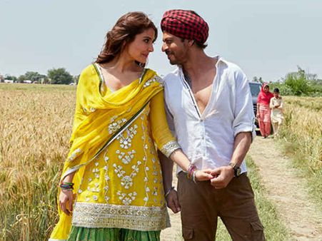 She Gives A Plain Expression But She Blushes From Inside