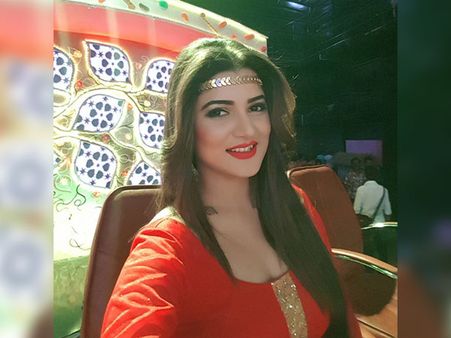 Straight Hair With Front Locks