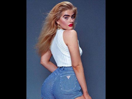 She Started The #UnibrowMovement On Her Instagram Page