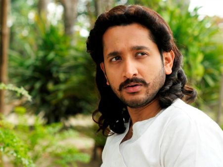 The Long Hair Look With Covered Beard The Long Hair Look With Covered Beard