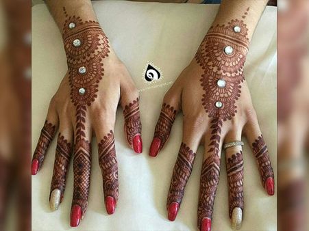 Indo-Arabic Mehendi Designs