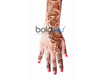 The Simple Design For The Back Of Your Hands