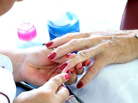 Salon Services To Do Before Karva Chauth