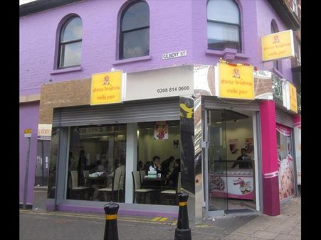 His Sarcastic Joke Of Not Affording A Vada Pav Made The Difference!