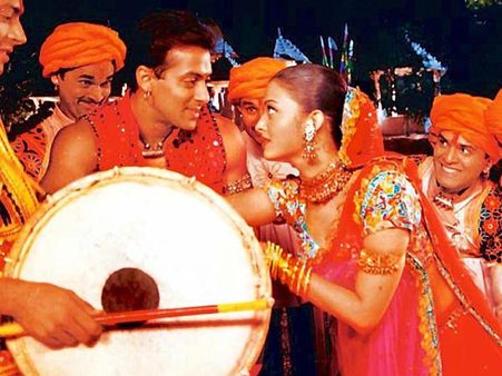 Hum Dil De Chuke Sanam