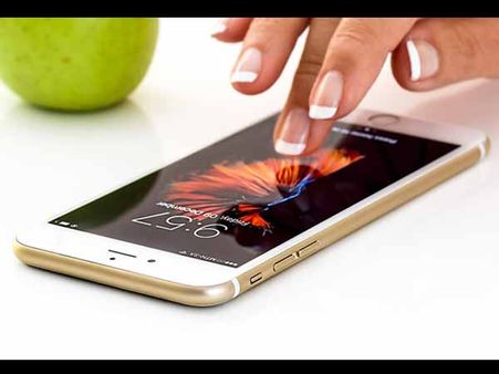 #3 Eat without electronic distraction. #3 Eat without electronic distraction.