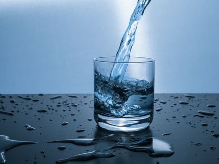 12. Drink Water When You Are Thirsty, Do Not Quench Thirst By Food