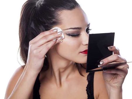 1.Always Remove Makeup Before Going To Bed: