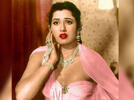 One-shoulders, Not A Current Trend? One-shoulders, Not A Current Trend?