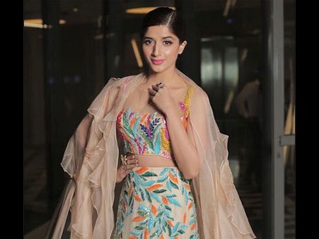 Did Mawra Just Copy Jhanvi? 