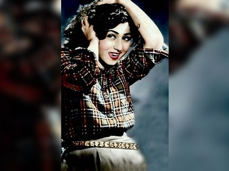 Carrying The Most Popular 60s Trend Carrying The Most Popular 60s Trend