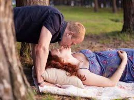 6.One Thing You Must Not Do While Being Intimate