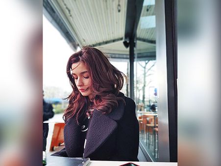 1. The Hollywood Look