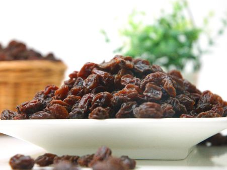7. Dried Raisins