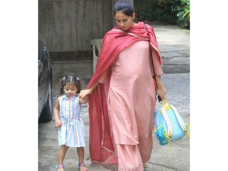 Mira Rajput's Salwar Kameez