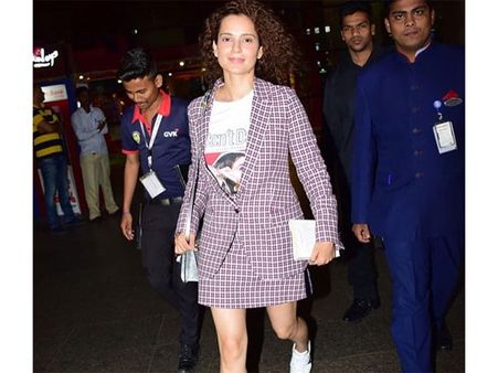  Kangana Ranaut's Tight Ringlets