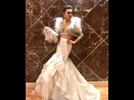 Radhika Apte's Dramatic Gown Radhika Apte's Dramatic Gown