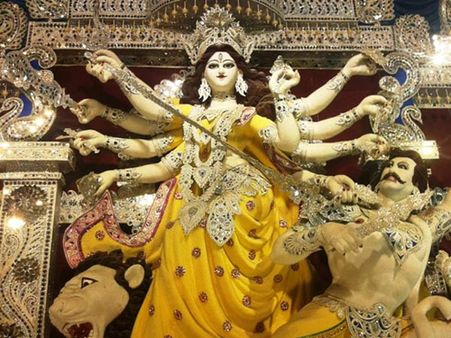 The Battle Between Goddess Durga And Mahishasura