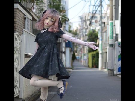 The Designer Hitomi Komaki Is A Fan Of Dolls!