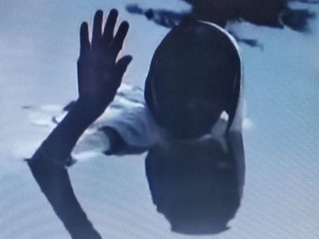 She Suffers From An Unknown Health Condition