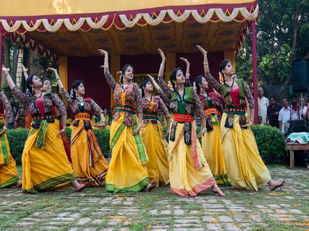 People Wear Yellow Clothes On Vasant Panchami