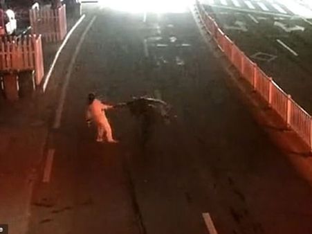 The Man Started A Fight On The Mid Road