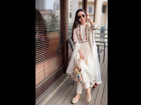 Karisma Kapoor’s Flared Kurta