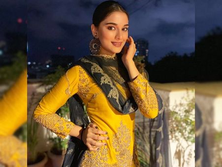 Saiee M Manjrekar In A Yellow Suit