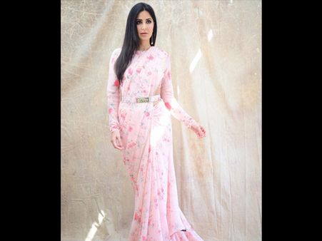 Katrina Kaif’s Light Pink Belted Sari Katrina Kaif’s Light Pink Belted Sari