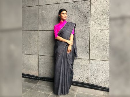 Konkona Sen Sharma In A Grey Sari