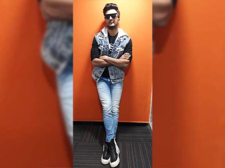 Riteish Deshmukh In Denim-on-Denim Look