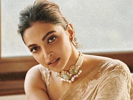 Deepika Padukone’s Emerald Choker