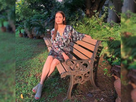 Dia Mirza In A Grey Printed Mini Dress