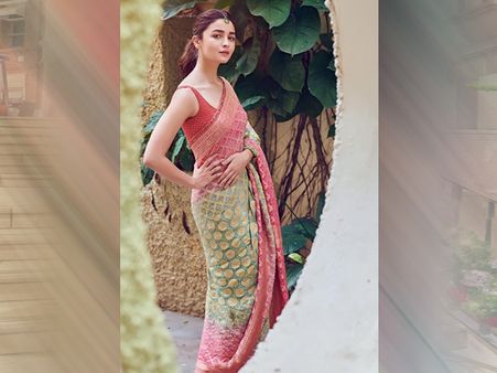 Alia Bhatt In Tarun Tahiliani’s Sari