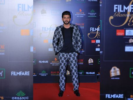 Zaheer Iqbal In A Light Grey Printed Pantsuit