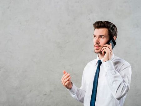 3. Remind Him/Her To Carry The Wallet