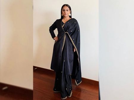 Vidya Balan In Nafisa Sari And Rukma Jacket
