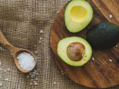 4. Avocado reduces belly fat