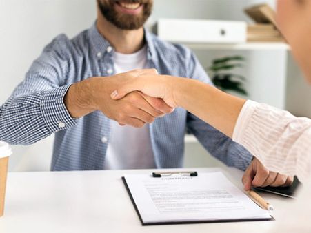 2. Limp Noodle Handshake