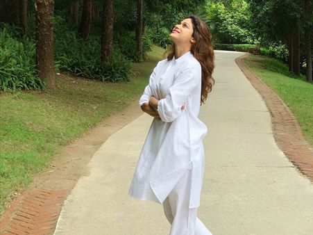 Shamita Shetty's White Kurta And Pyjama