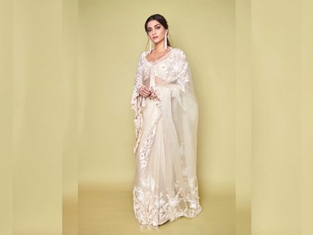 Sonam Kapoor Ahuja’s White Printed Sari