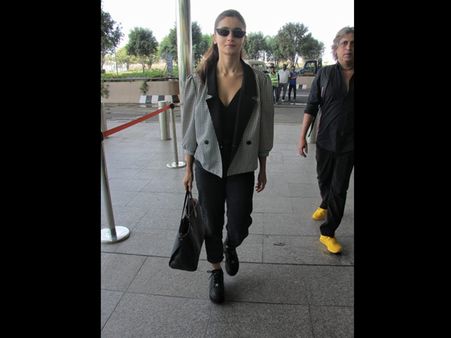 Alia Bhatt In A Grey Blazer And Black Pants