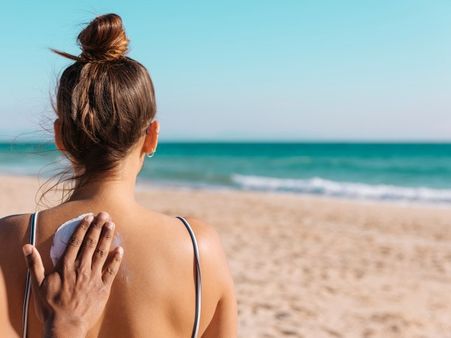 7. Using Sunscreen 7. Using Sunscreen