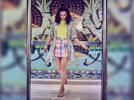 Taapsee Pannu In A Skirt-Top & Printed Shrug