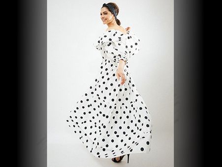 Deepika Padukone’s Polka Dot Outfit