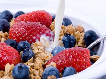 1. Oats Bowl With Seasonal Fruits