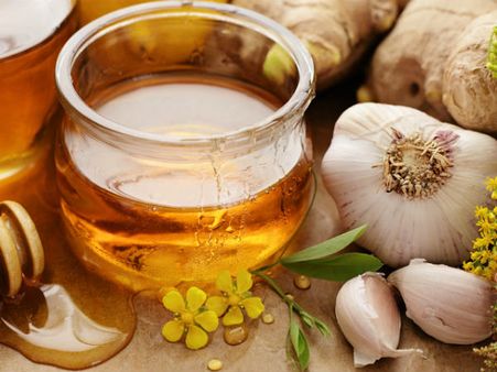 3. Garlic and honey