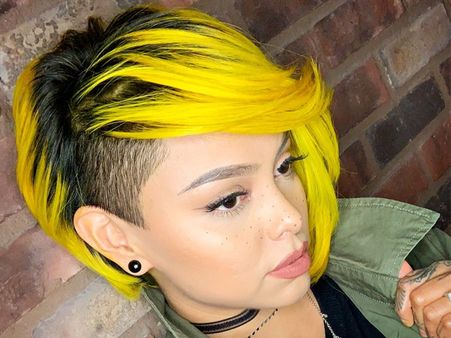 25. Neon asymmetrical bob 25. Neon asymmetrical bob