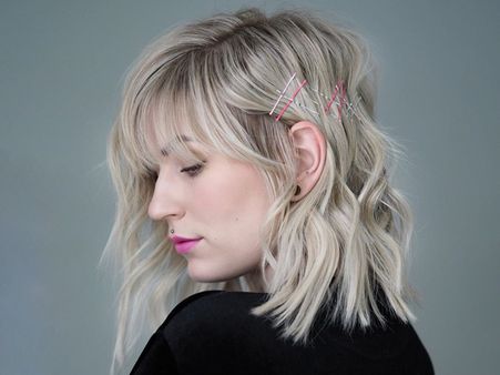 23. Pinned up bob 23. Pinned up bob