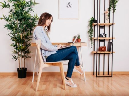 4. Create A Comfortable Yet Dedicated Work Space 